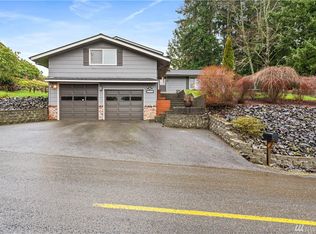 1011 Spring Ln, Centralia, WA 98531