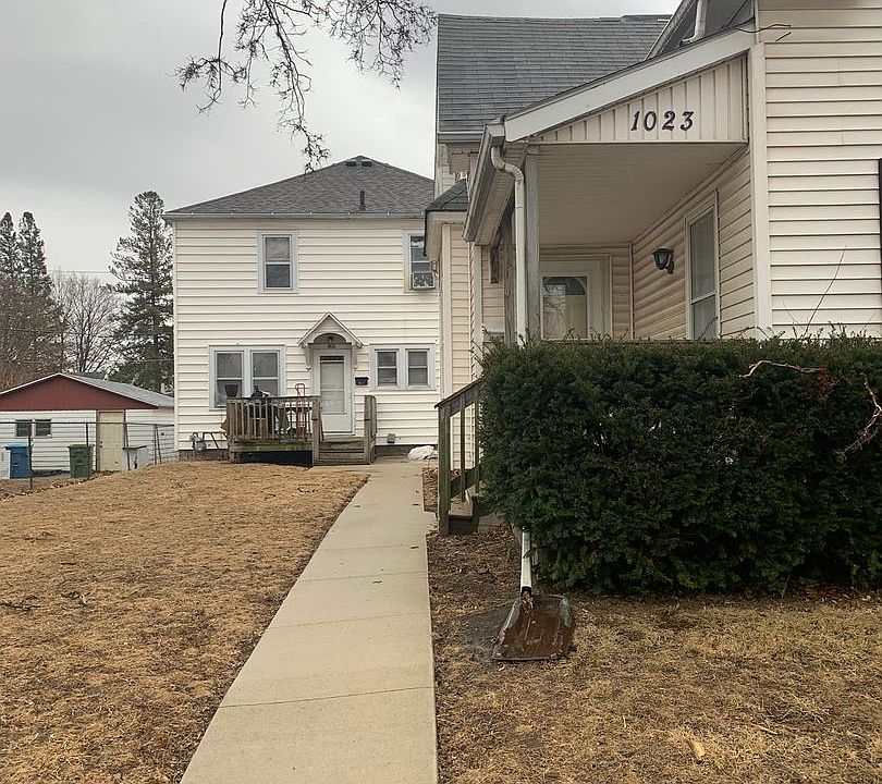 2nd image of 1023 W 5th St