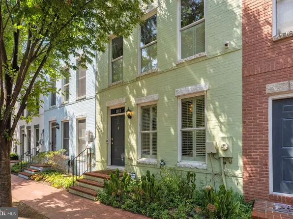 1011 3rd Pl SE, Washington, DC 20003