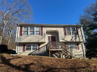 141 Boston St, Coventry, RI 02816