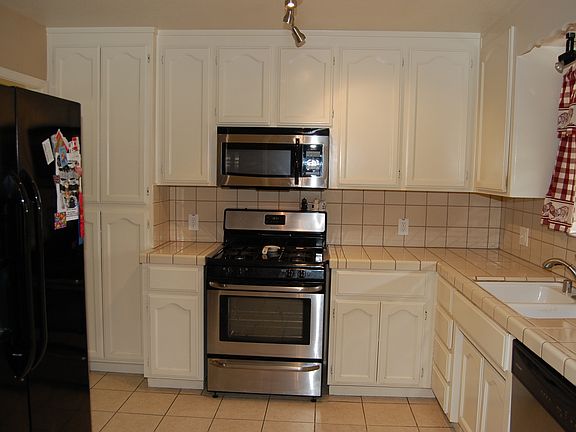 5th image of 1531 W Sonoma Ave