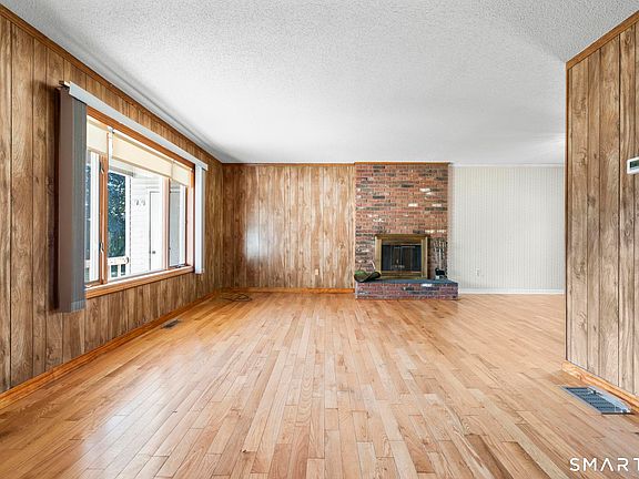 4th image of 75 Allston Road