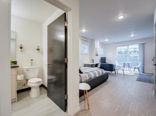 4048 7th Ave NE #209, Seattle, WA