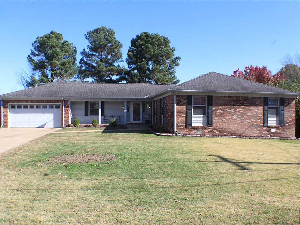 1st image of 108 Golf Cart Dr