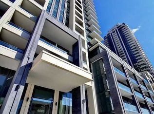 4085 Parkside Village Dr W #301, Mississauga, ON L5B 0K9