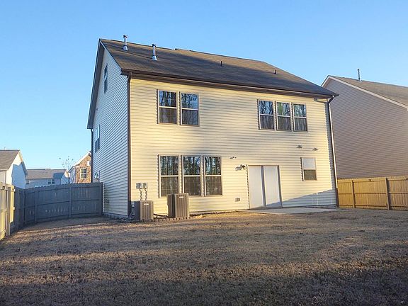 3rd image of 80 Hawksbill Dr