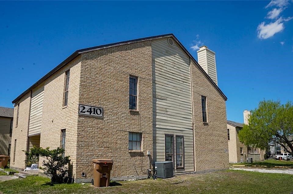 1st image of 2410 Capitan Dr