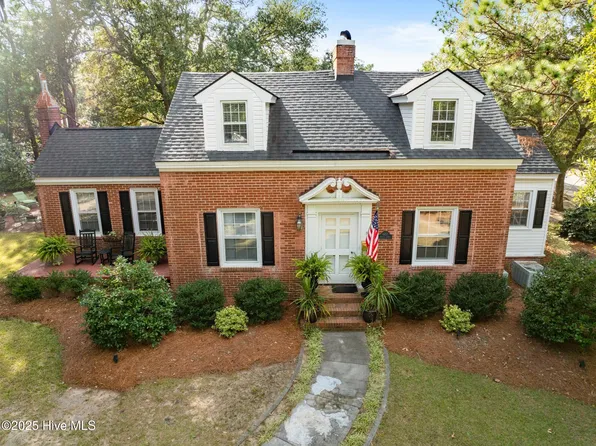 607 Rollins Avenue, Hamlet, NC 28345