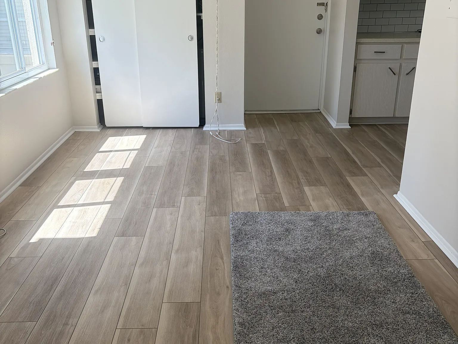 2 bed, 1100 sqft, $1,500 — Photo 3