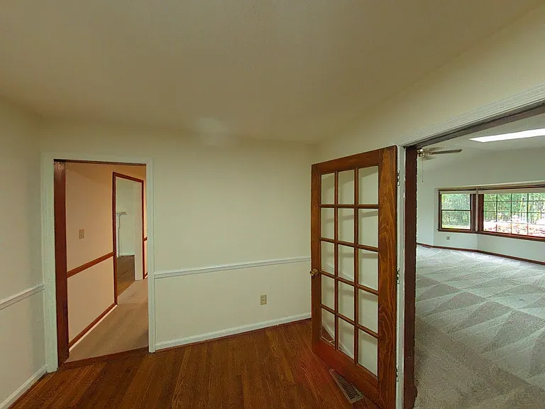 859 Catalina Dr — Photo 6