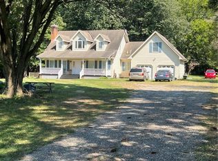 870 Carlton Rd, Wake, VA 23176