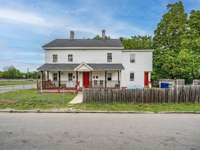 79 Oak St, Springfield, MA, 01109