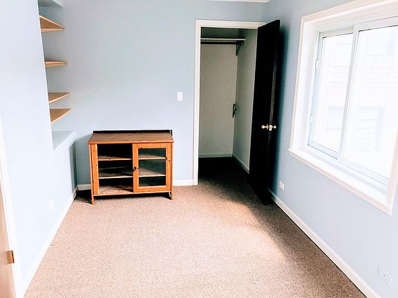 5th image of 4817 W Montrose Ave #2R