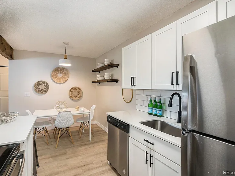 10150 E Virginia Ave #207 — Photo 7