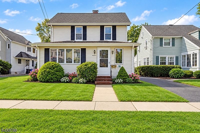 16 Jaqui Ave Morris Plains NJ