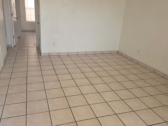2nd image of 1081 Branson Ave #2