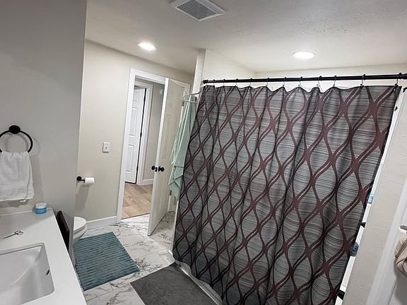 3rd image of 626 N Mason St