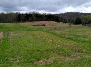 992 Hudgins Rd, Summersville, KY 42757