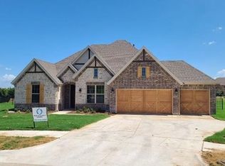 2005 Wild Horse Ct, Gunter, TX 75058