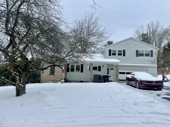 33 Arrowhead Dr, Little Meadows, PA 18830