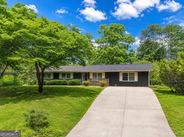 3102 Hamilton Rd, Lawrenceville, GA 30044
