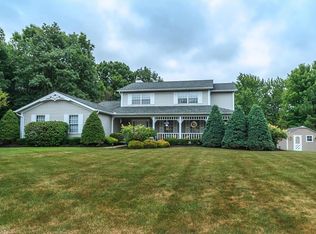 10550 Wyndtree Dr, Concord Township, OH 44077