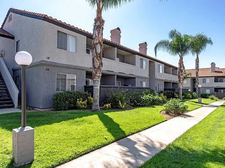 Sedona Apartments in Moreno Valley features freshly painted exteriors and beautifully manicured lawns, offering a vibrant, well-kept community to call home.