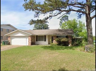 8800 Byron Dr, Little Rock, AR 72205