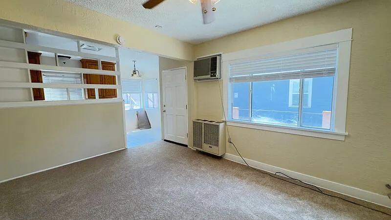1 bed, 1.0 bath, 500 sqft, $1,950 — Photo 3