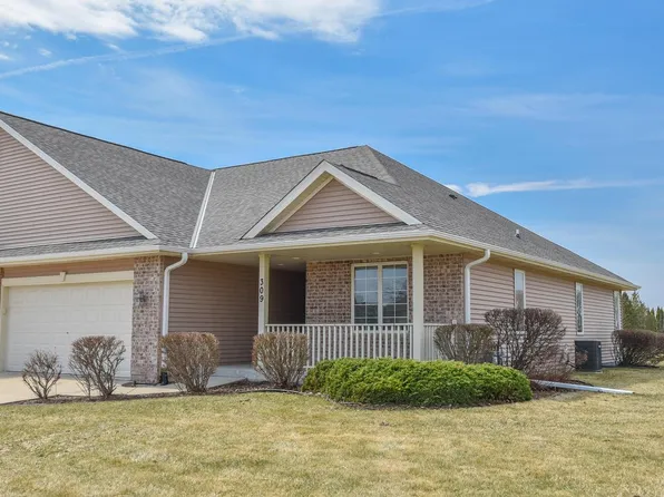 309 La Roche LANE, Belgium, WI 53004