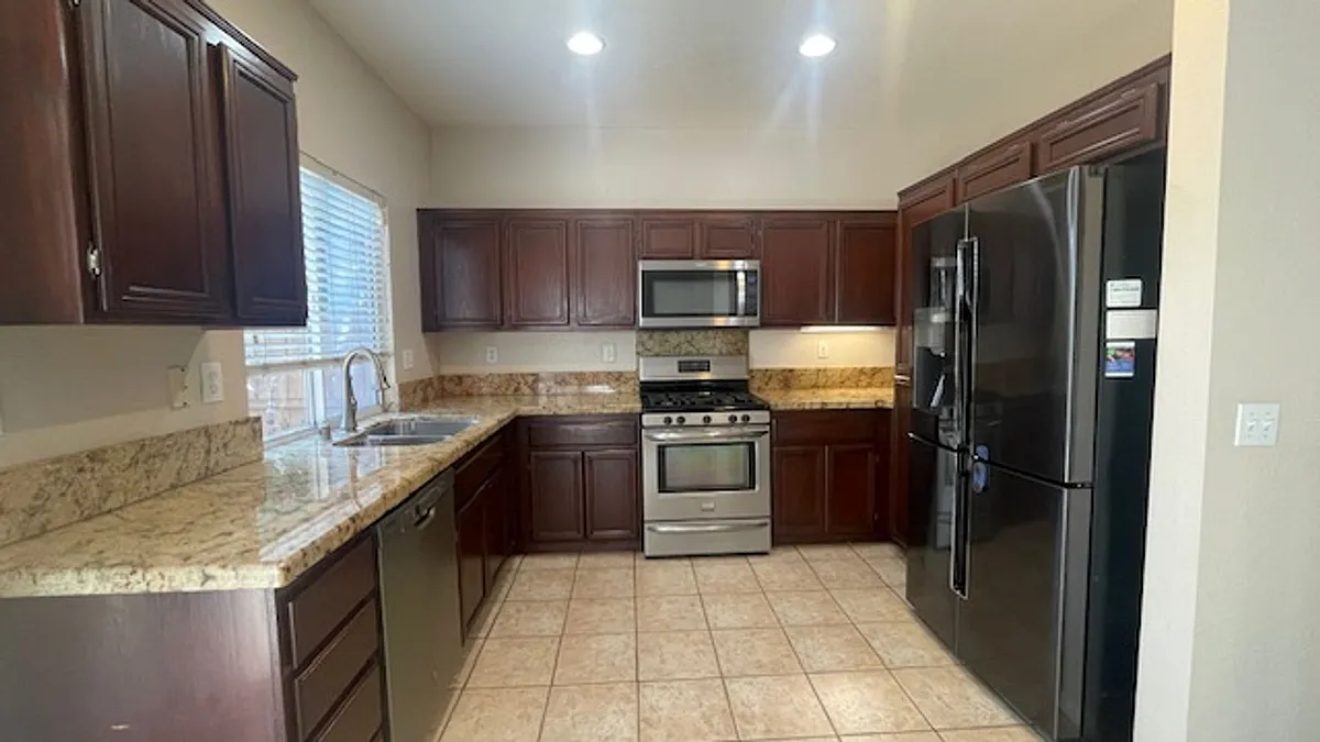 Building Photo - 4701 Lagunita Way