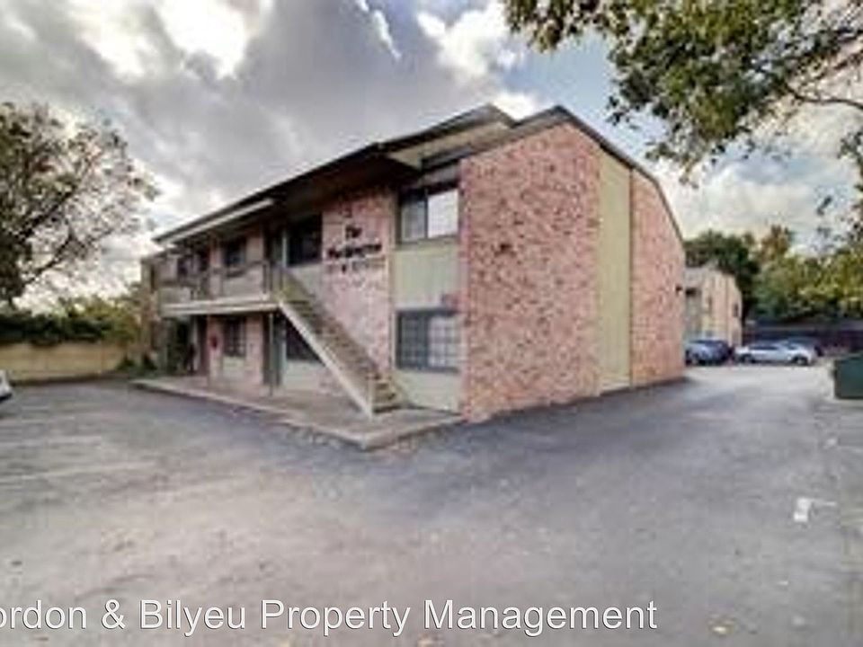 1st image of 1717 W 35th St APT 204