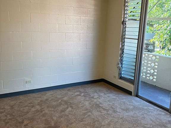 4th image of 1626 Frog Ln #203