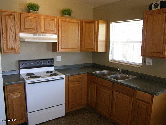 4th image of 2103 Highland Ave