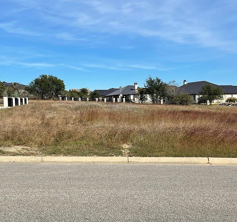 1st image of 1021 Cielo Dr