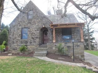 73 Elm St, Saint Clairsville, OH 43950