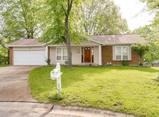 1430 Sioux Trce, Saint Charles, MO 63304