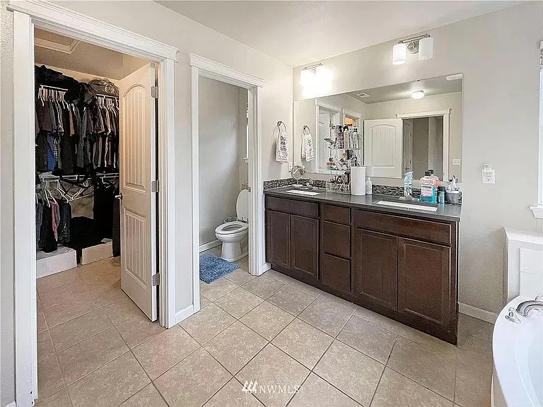 2102 SW Nautical St — Photo 7