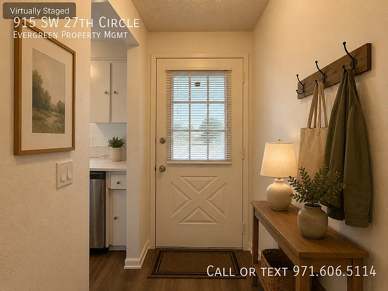 915 SW 27th Cir — Photo 5