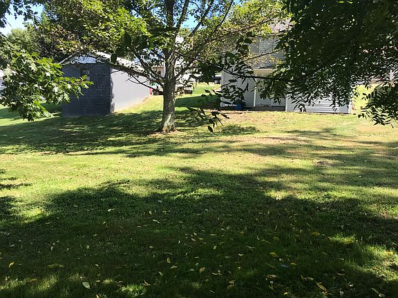 2nd image of 416 North Ave