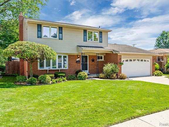 2nd image of 31346 Shaw Dr