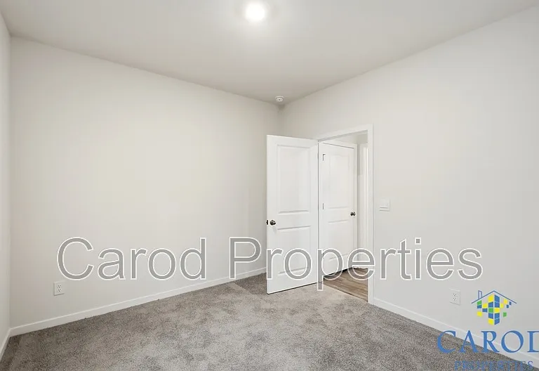 231 Brinkley Dr — Photo 38