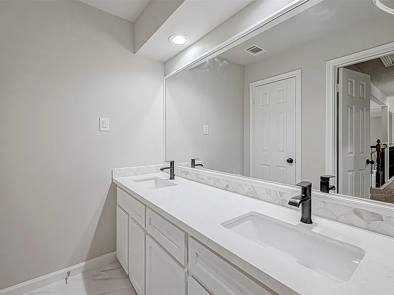 3102 Glenn Lakes Ln — Photo 25