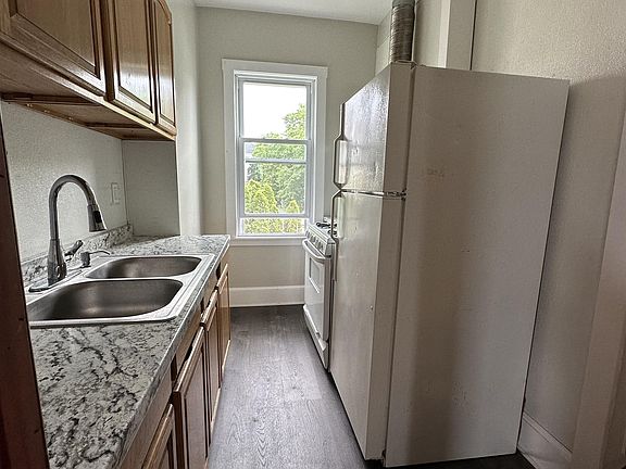 5th image of 1049 County Street 1
