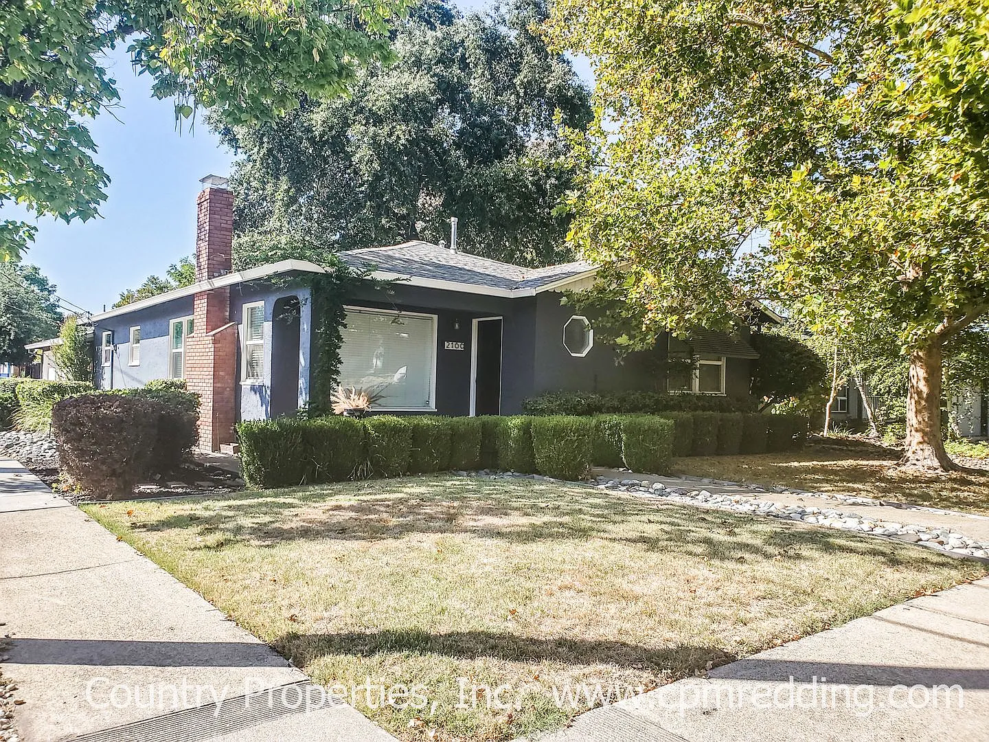 Updated Garden Tract Stunner with Landscaper Included! — Photo 1