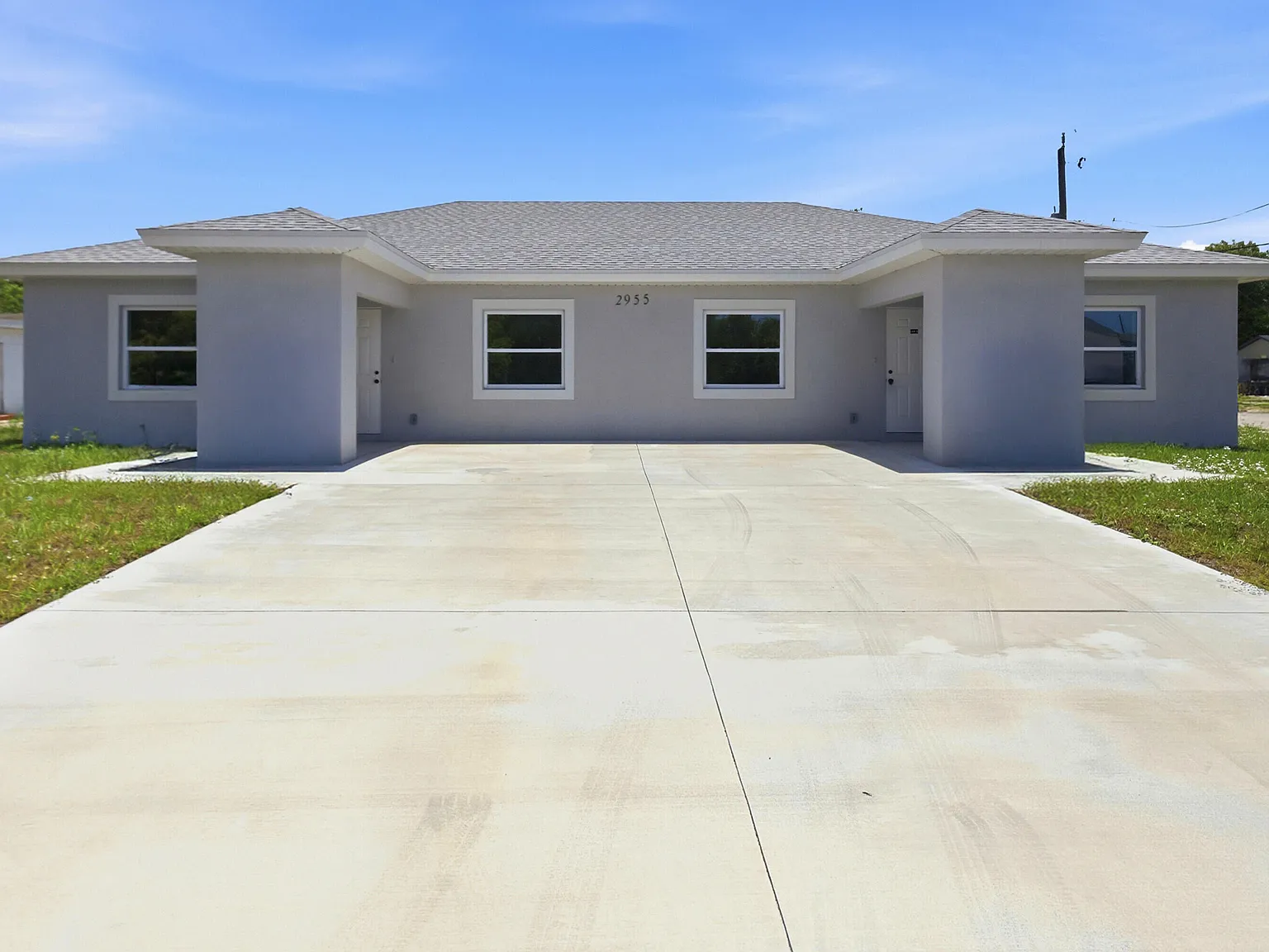 3 bed, 2.0 bath, 1285 sqft, $2,000 — Photo 3