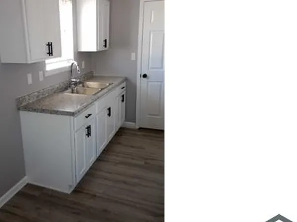 100 Sanders Ct, Columbia, MO 65202