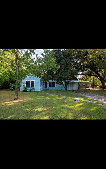 2603 Magnolia Dr — Photo 1