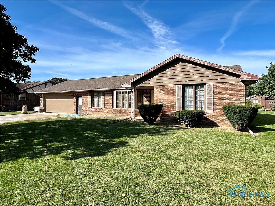 1st image of 600 Nickie Ln N