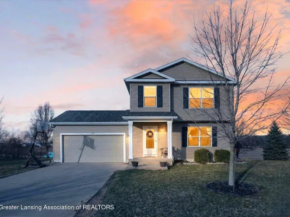 509 Galaxy Way St, Saint Johns, MI 48879